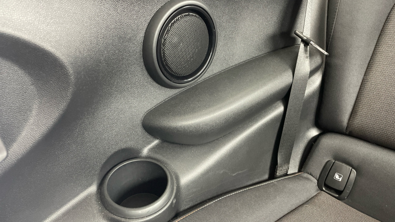 MINI Hatchback 1.5 Cooper Classic 3dr Auto Petrol Hatchback